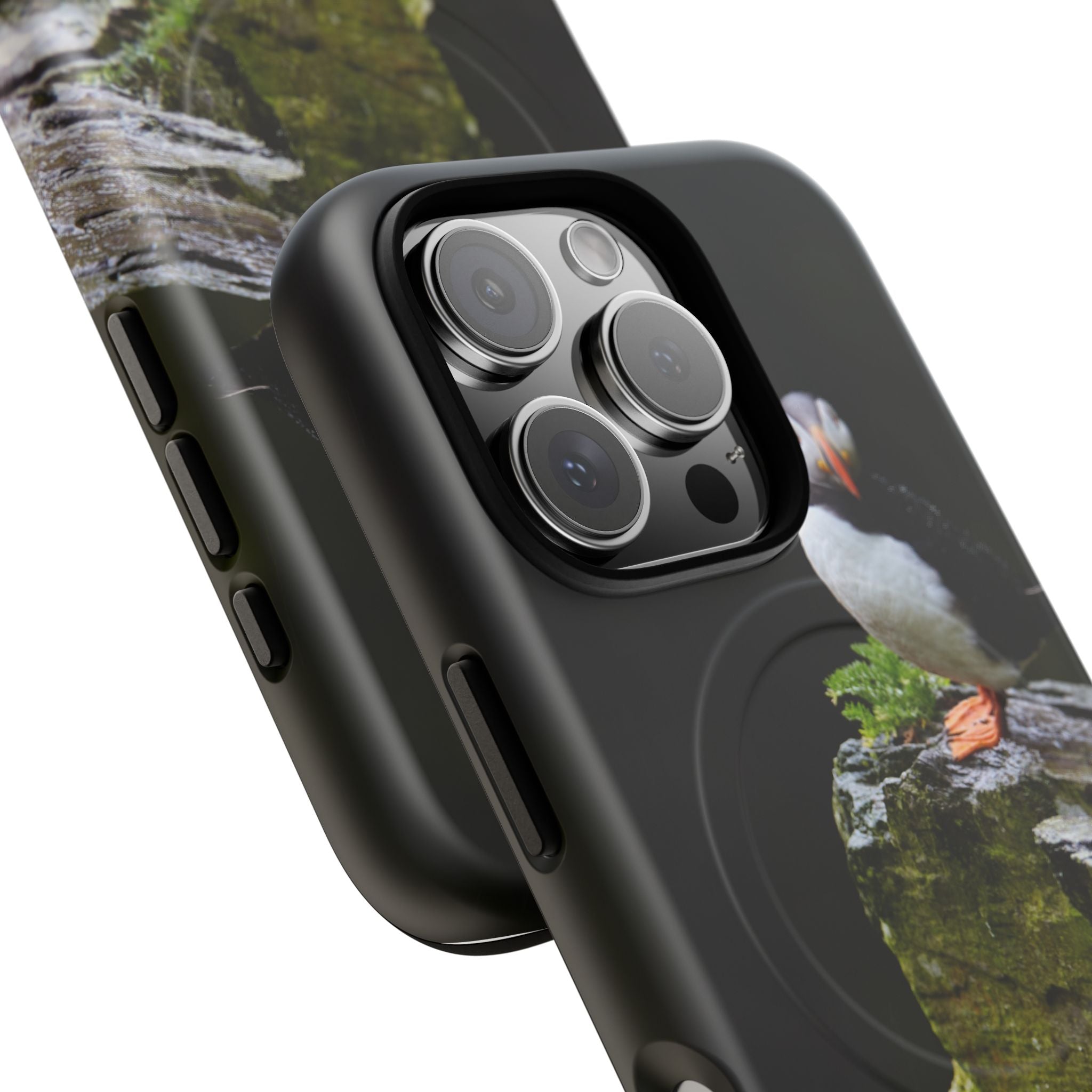 The Watchful Puffin - iPhone Magsafe Case