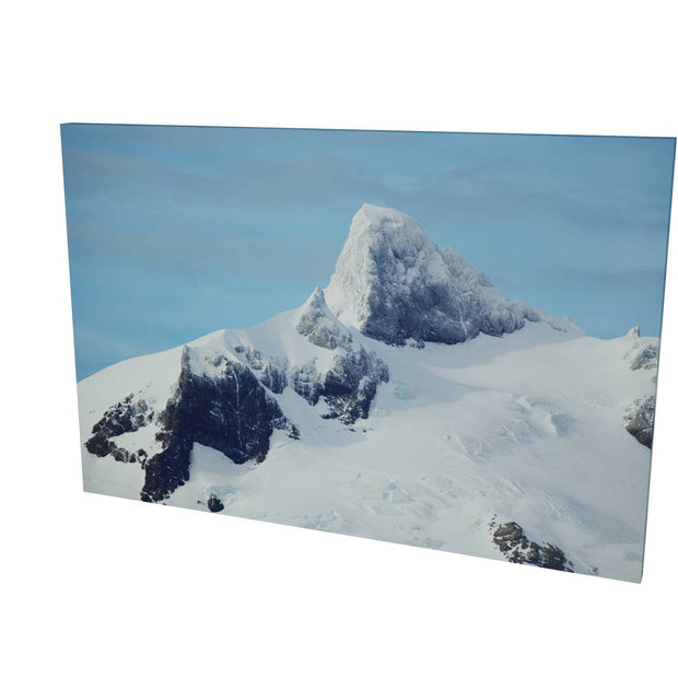 Peak, King Haakon Bay, South Georgia