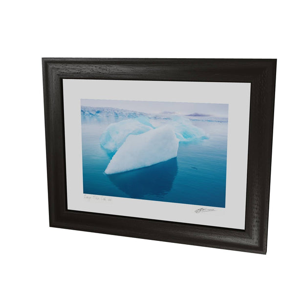 Blue Iceberg, Svalbard