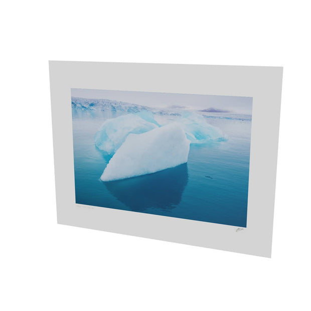 Blue Iceberg, Svalbard