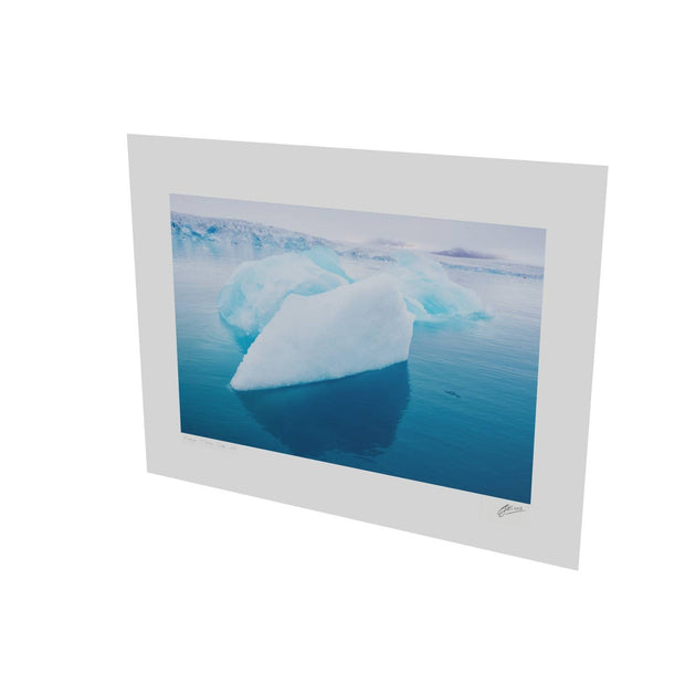 Blue Iceberg, Svalbard
