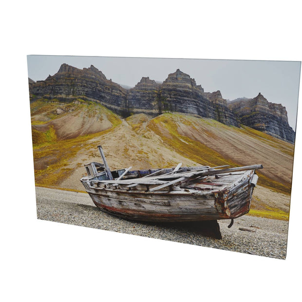 Shipwreck, Svalbard