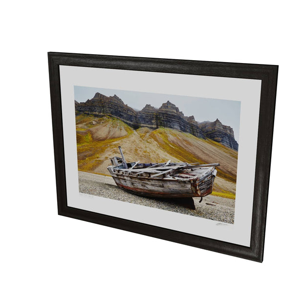 Shipwreck, Svalbard