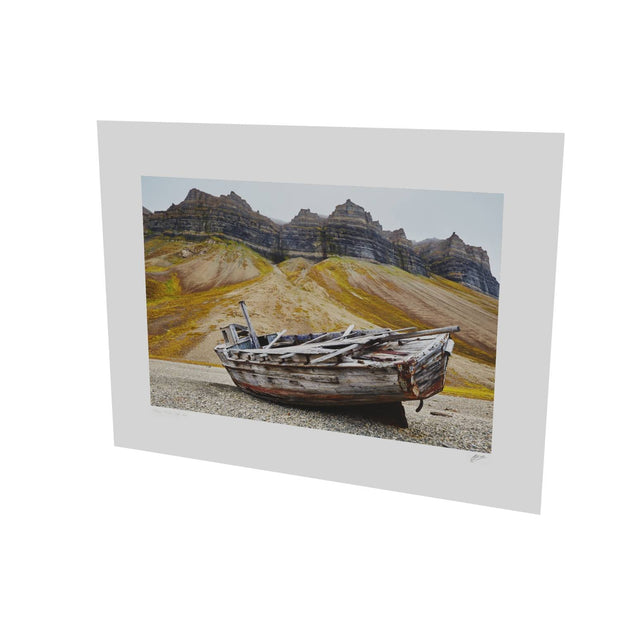 Shipwreck, Svalbard