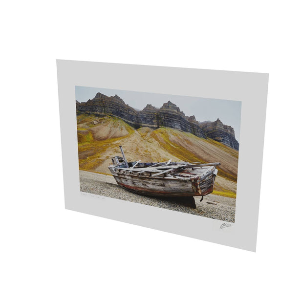 Shipwreck, Svalbard