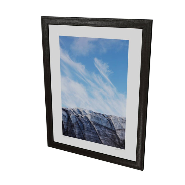Glacier and Clouds, Isbukta