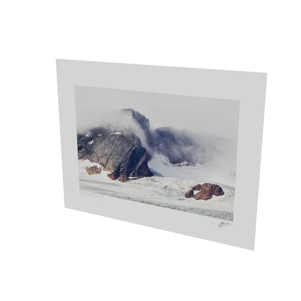 Mountain and Glacier in the Mist, Isbukta