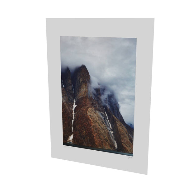 Øfjord Cliffs, Grenland