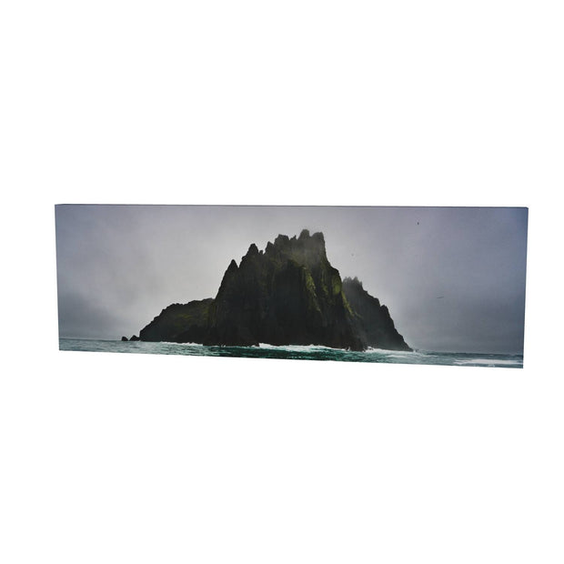The Brooding Giant, Kerry