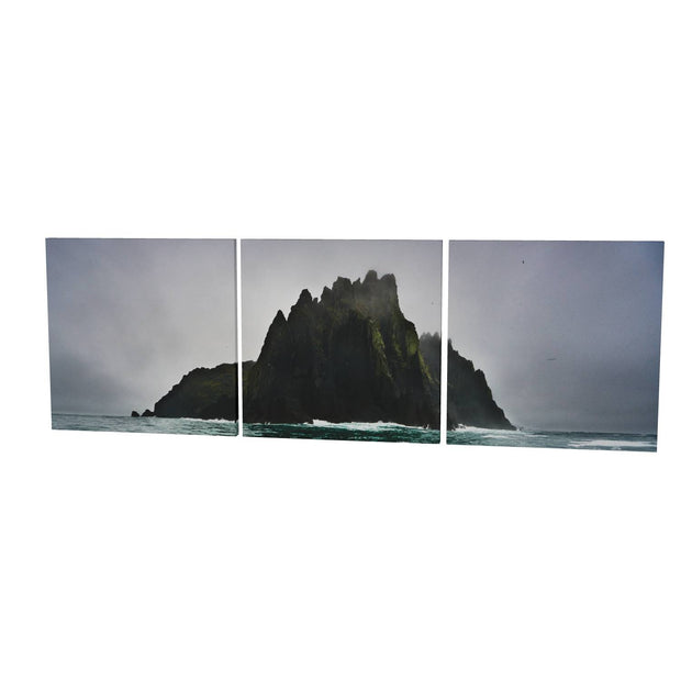 The Brooding Giant, Kerry
