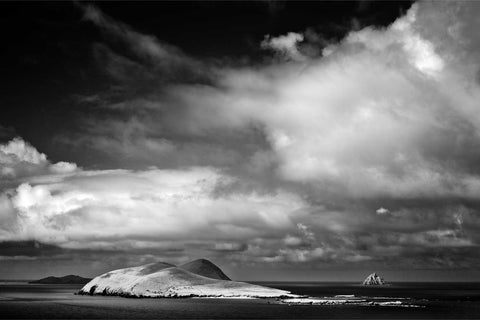 Great Blasket Island and an Tiaracht stretching across the Atlantic from the Dingle Peninsula, Co. Kerry — fine art landscape photograph by Peter Cox