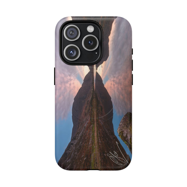 Gap of Dunloe, Kerry - iPhone Magsafe Case