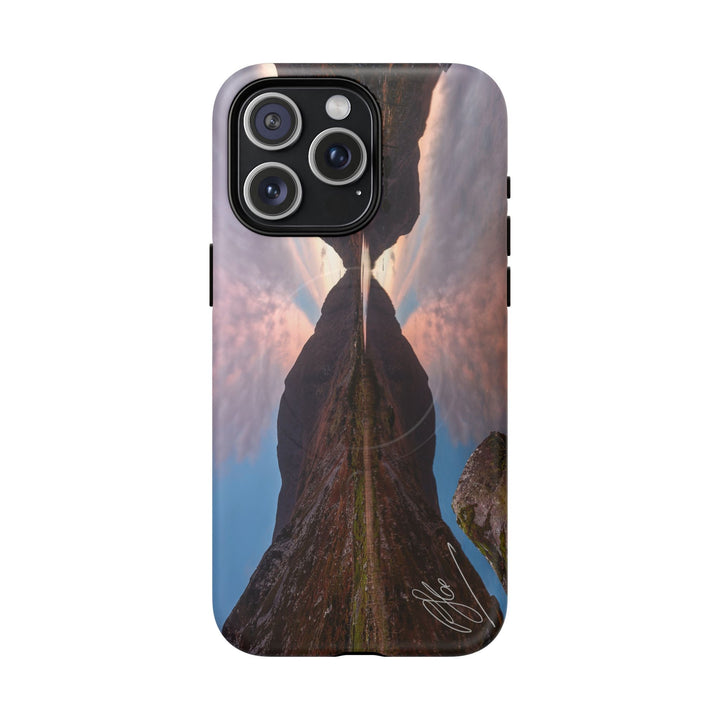 Gap of Dunloe, Kerry - iPhone Magsafe Case