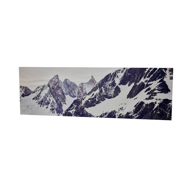 Peaks, King Haakon Bay, South Georgia