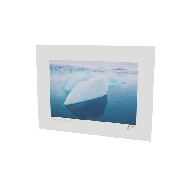 Blue Iceberg, Svalbard