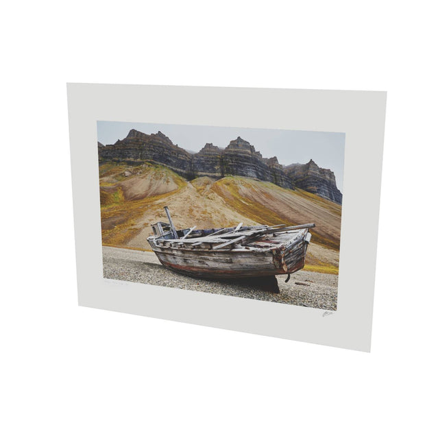 Shipwreck, Svalbard