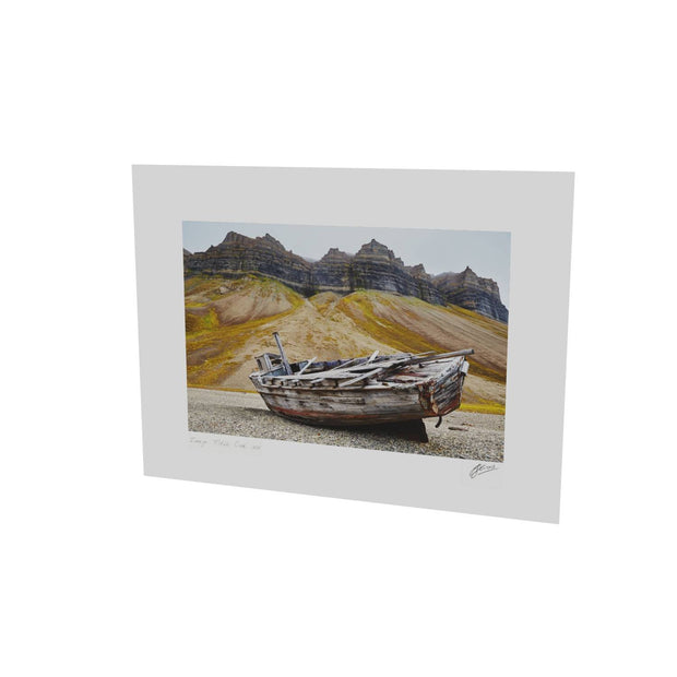 Shipwreck, Svalbard
