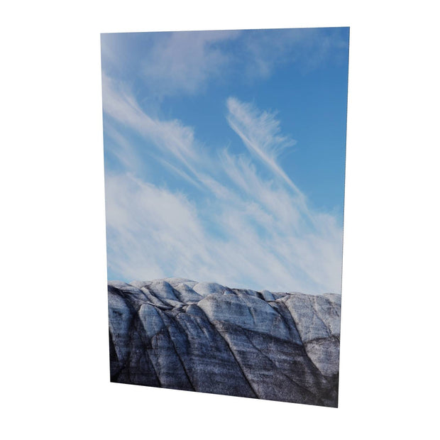 Glacier and Clouds, Isbukta