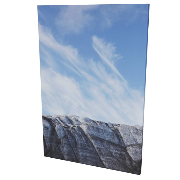 Glacier and Clouds, Isbukta