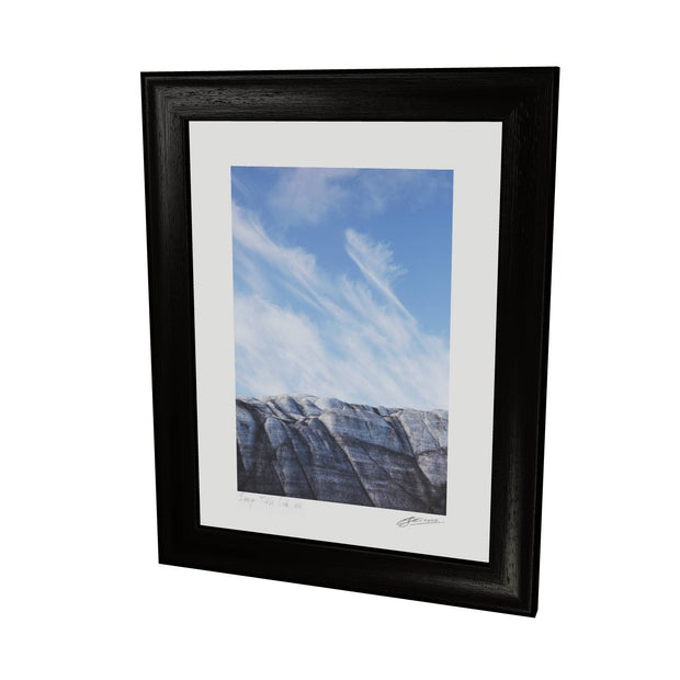 Glacier and Clouds, Isbukta