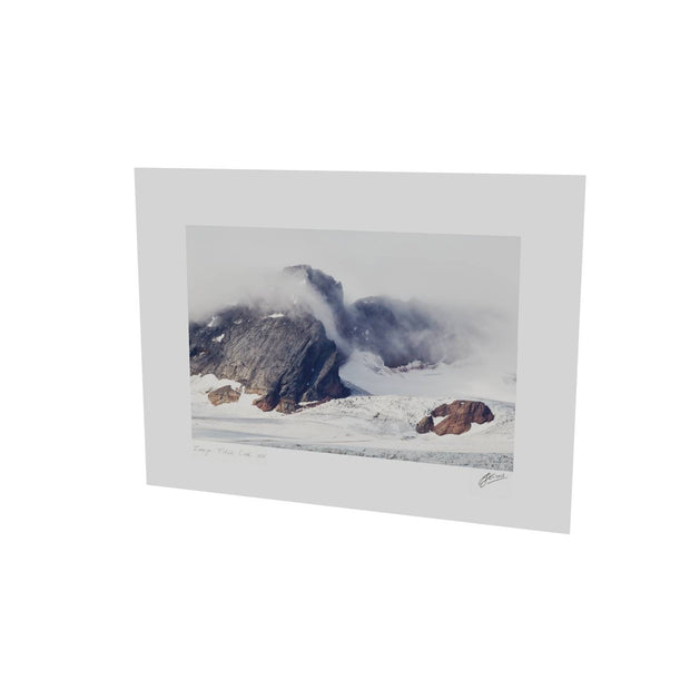Mountain and Glacier in the Mist, Isbukta