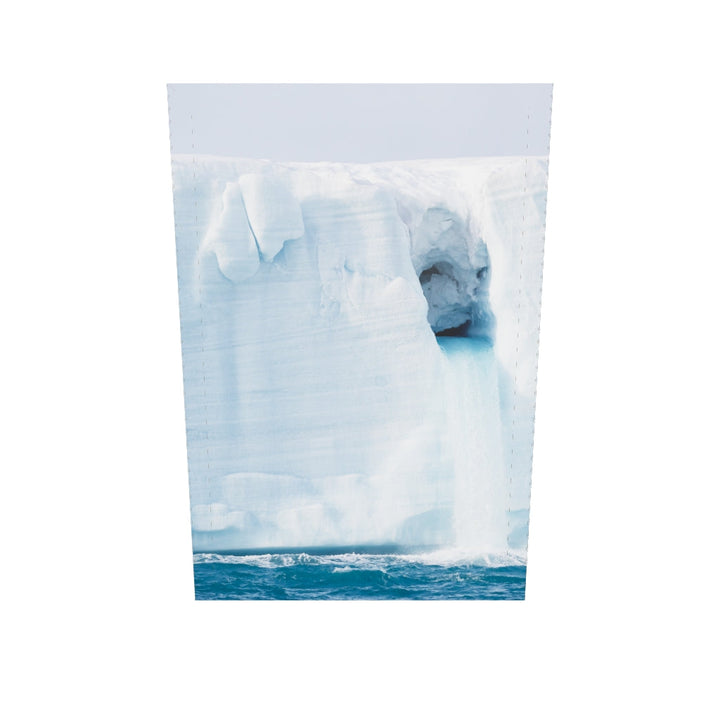 Ice Giant, Svalbard