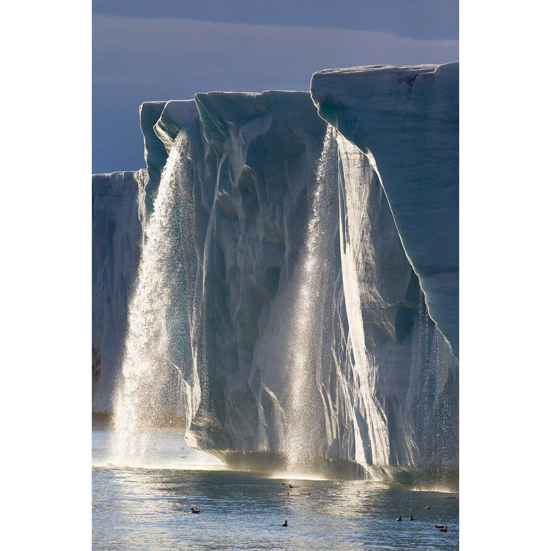 Meltwater Waterfalls, Brasvellbreen